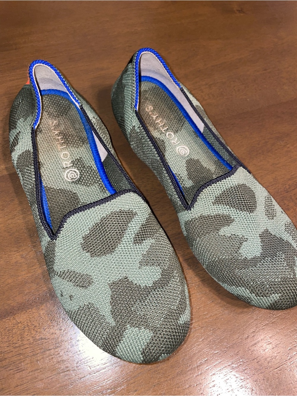 Rothy’s kids’ camo slip-on/loafer shoes, size 3.